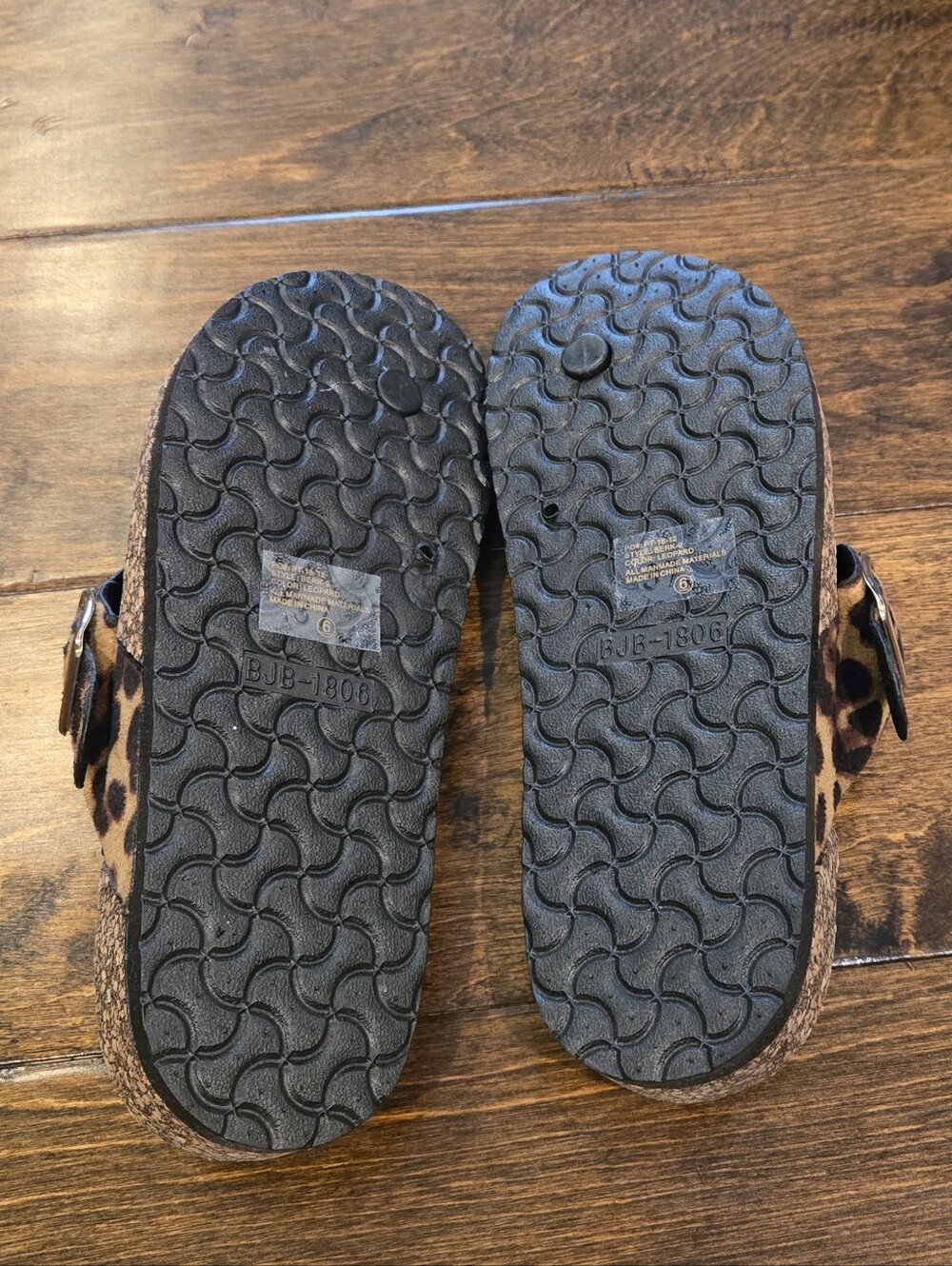 NWT Forever Sandals Size 6 Leopard Print - Picture 6 of 7